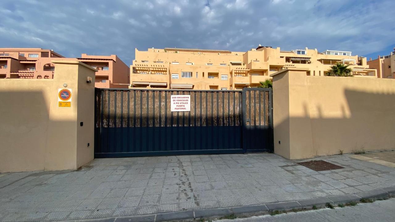 Studio "Mosaico" With Parking, Air Conditioner, Pool, Fibre Optic 600Mb Included Tarifa Zewnętrze zdjęcie